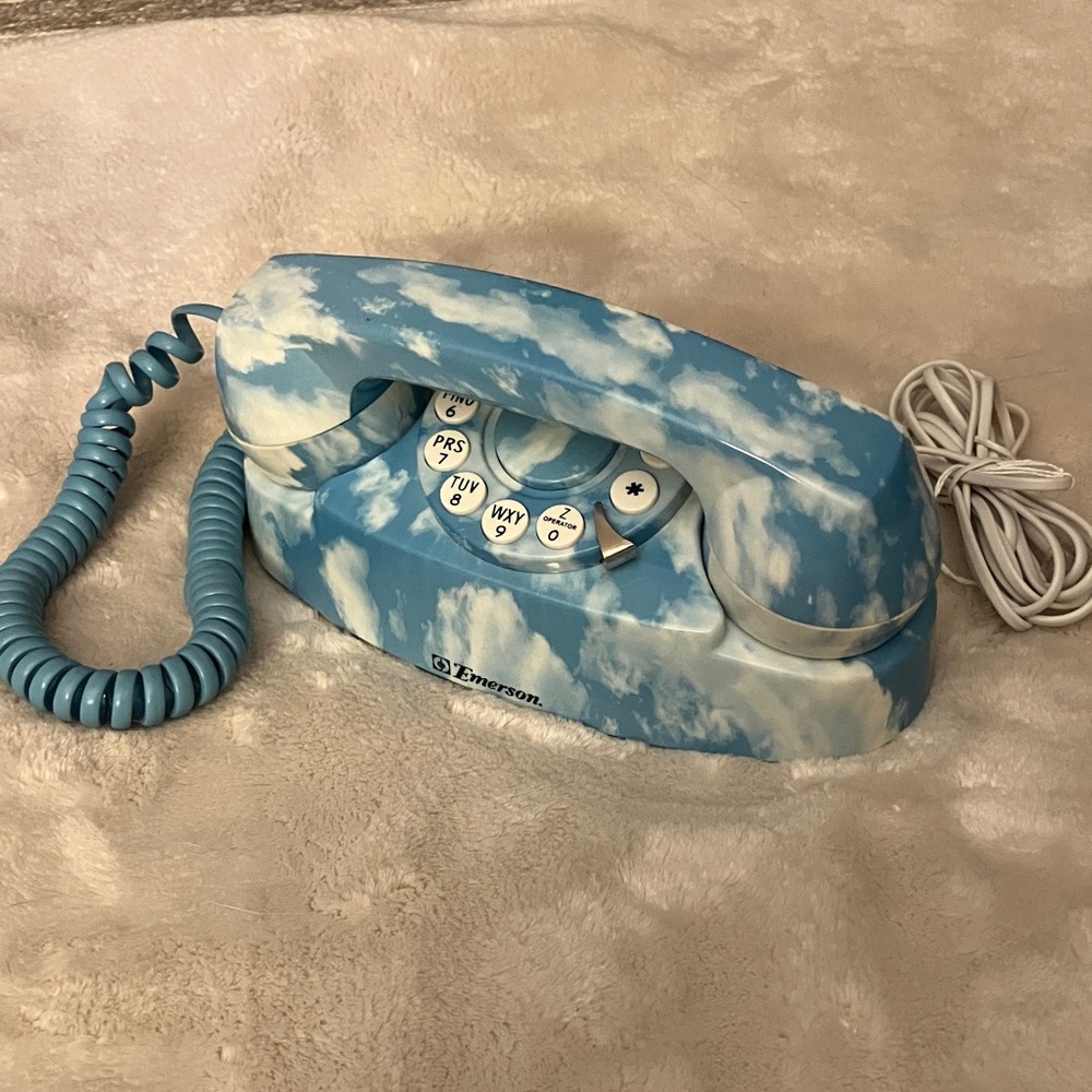Phone ☎️ - Picture 4 of 13
